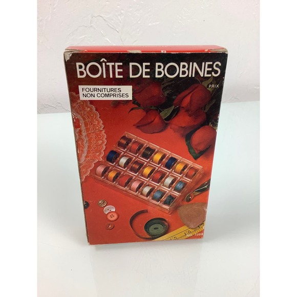 Vintage Bobbin Box 21 compartments see through box NEW old stock - Picture 3 of 7